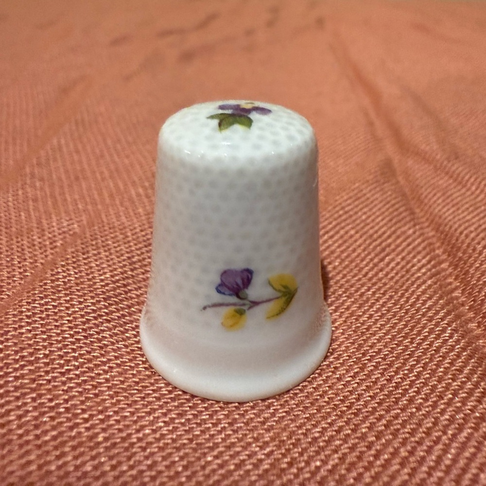 Limoges France White Ceramic Porcelain Floral Sewing Thimble Vintage